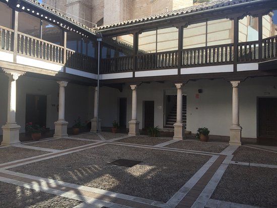 Museo Manuel López Villaseñor