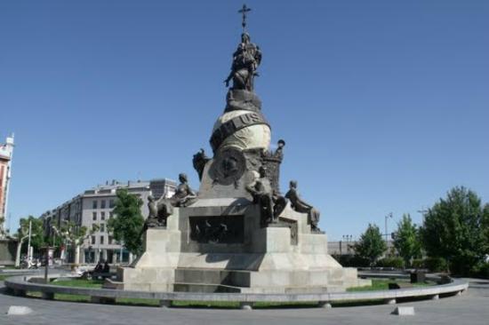 Columbus Monument
