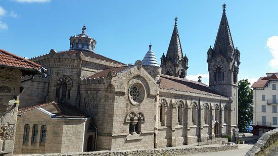 Basilique Saint-Régis de Lalouvesc
