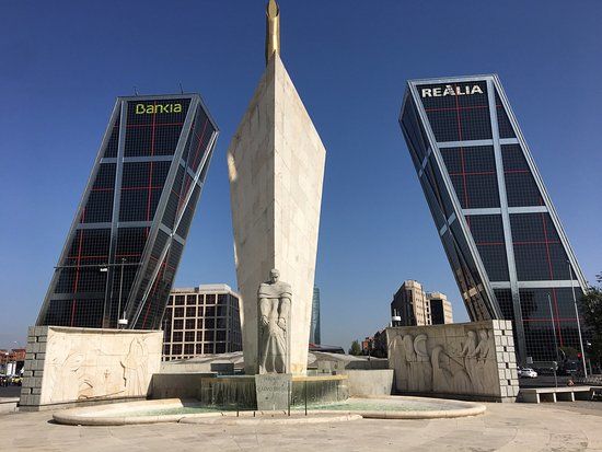 Pomnik José Calvo Sotelo