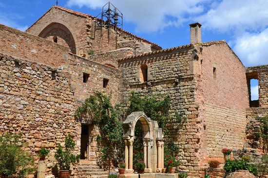 Abbatiale Sainte-Marie de Fontcaude