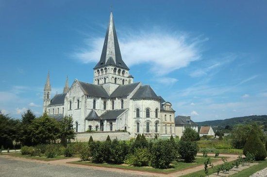 Abbaye Romane Saint Georges de Boscherville