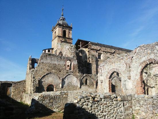 Monasterio de Santa María de Carracedo