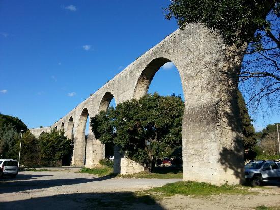Aqueduct de Castries