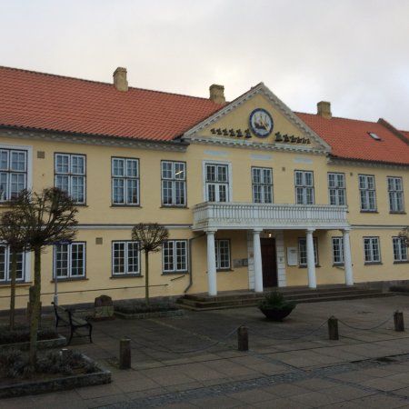 Nysted Gl. Raadhus Med Klokkespil