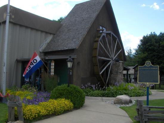 Champlain Trail Museum and Pioneer Village