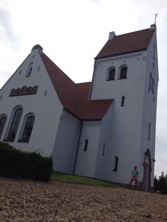 Lønne Kirke