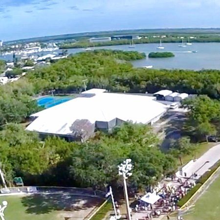 Bay Oaks Recreation Center