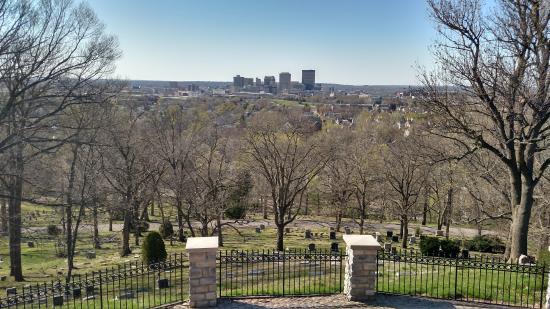 Woodland Cemetery and Arboretum