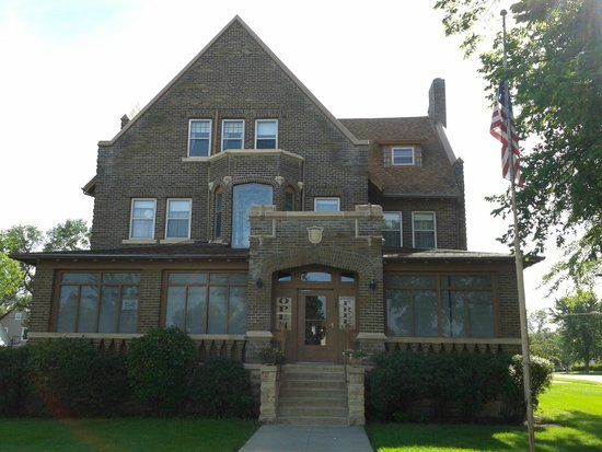 Stutsman County Memorial Museum