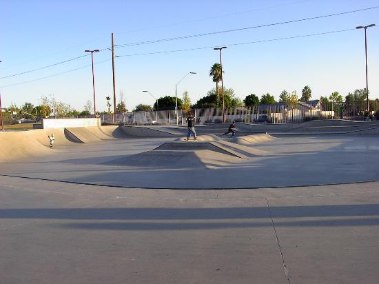 Foothills SK8 Court Plaza