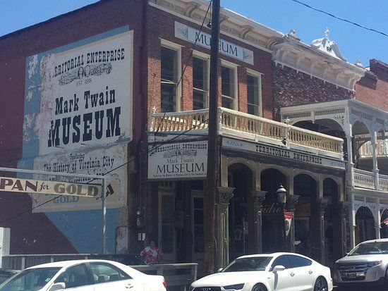 Mark Twain Museum of Memories