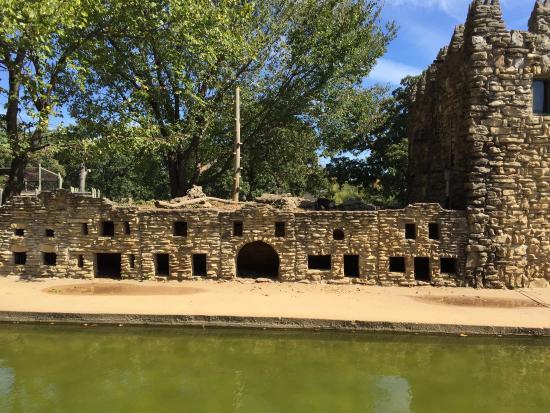 Riverside Park and Ralph Mitchell Zoo