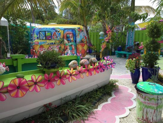 Leoma Lovegrove Gallery & Gardens