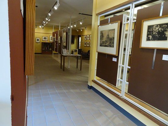 Mooney Art Collection