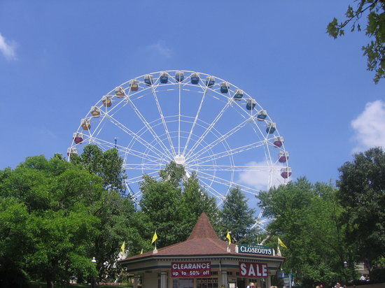 Six Flags St Louis