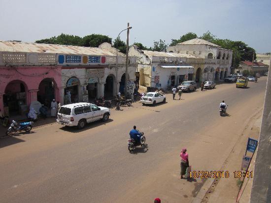 Avenue Charles de Gaulle