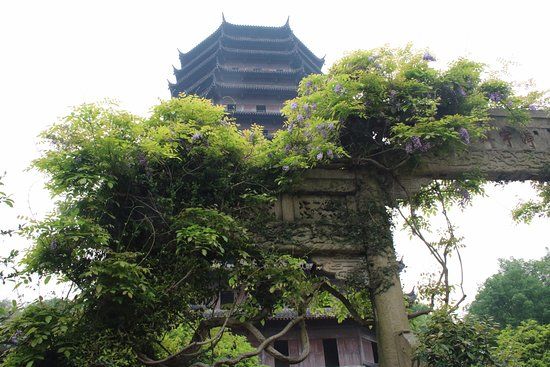 Liuhe Pagoda
