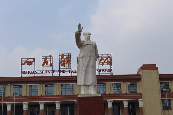 Mao Zedong Statue