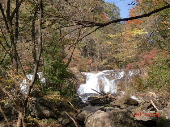 Tamasudare Waterfall