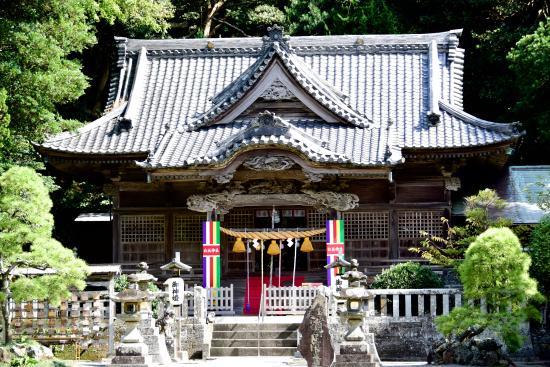 Shirahama Jinja Shrine