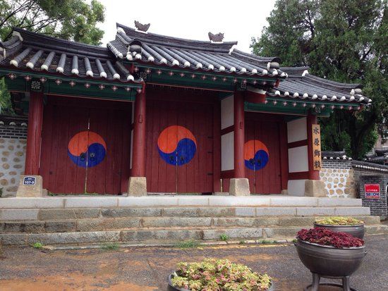 Scuola Confuciana di Suwonhyanggyo