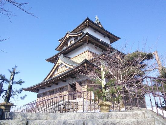 Takashima Castle