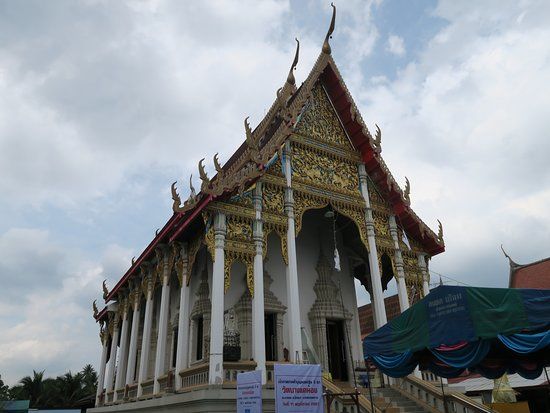 Wat Bang Khae Noi