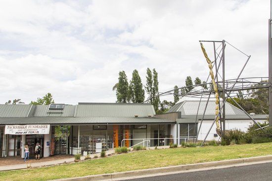 New England Regional Art Museum