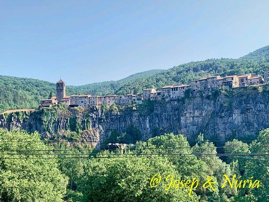 Castellfullit de la Roca