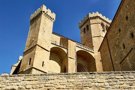 Iglesia-fortaleza de Santa María de Ujué