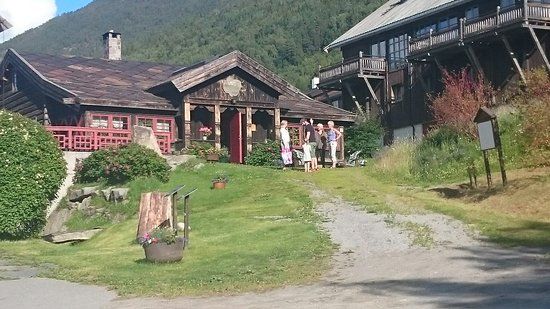 Fossheim Steinsenter