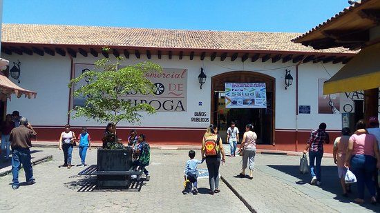 Centro Comercial Vasco Quiroga