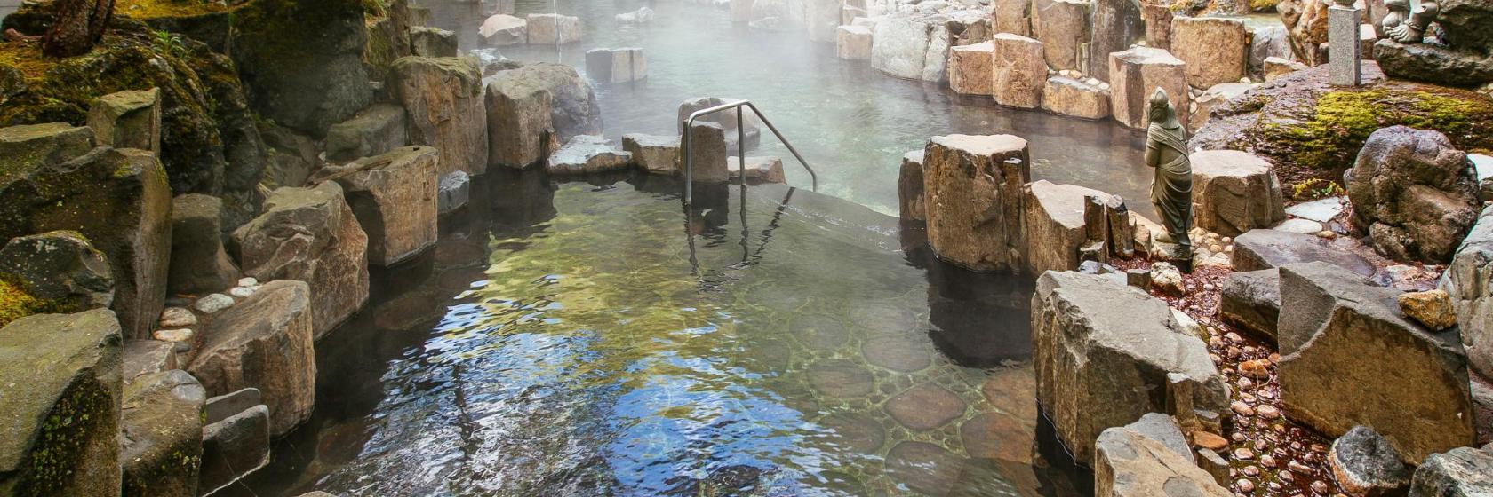 Takaragawa-warmwaterbron