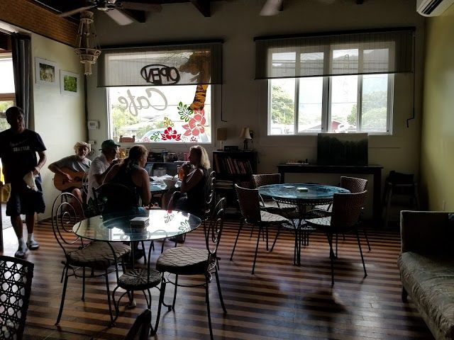 Hawaiian Island Cafe
