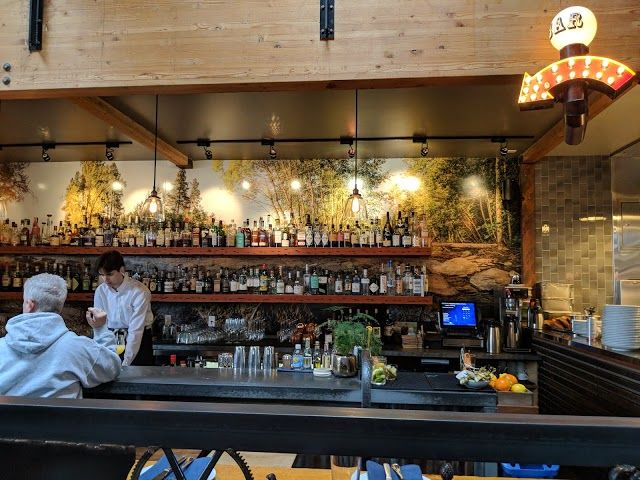 RockCreek Seafood & Spirits