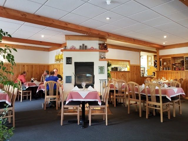 Helna's Stube Restaurant