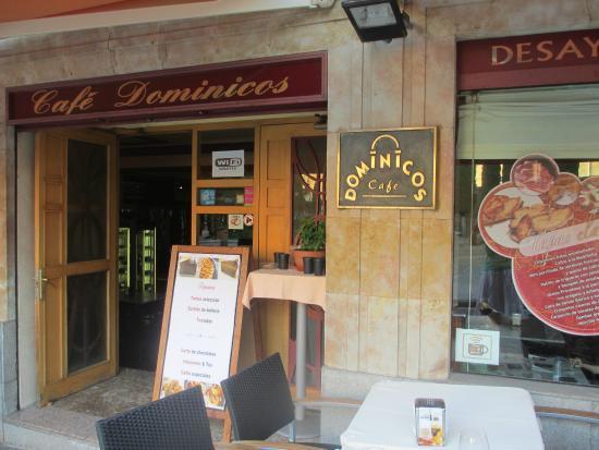 Cafe Dominicos