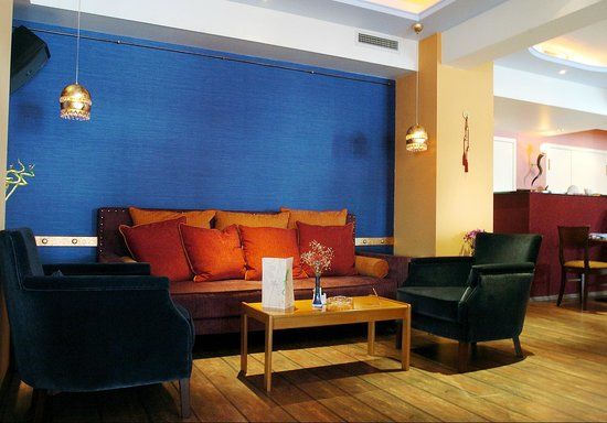 Lazy Lizard Cafe-Bar-Restaurant