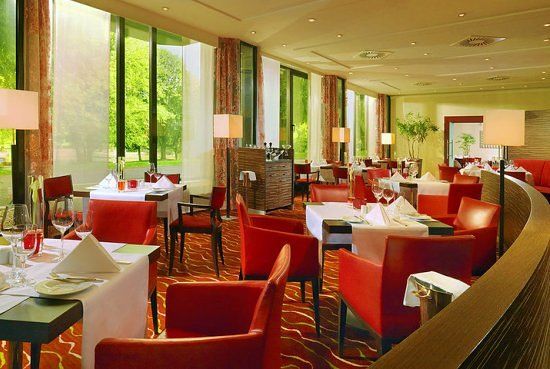 Restaurant am Park im Sheraton Essen Hotel