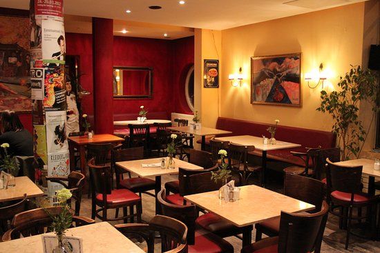 Cafe Montmartre