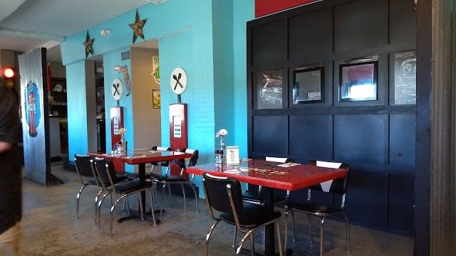 Gas Full Service Restaurant