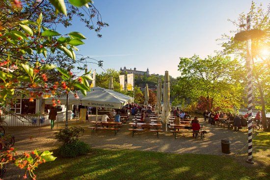 Brauerei-Gasthof & Biergarten Alter Kranen