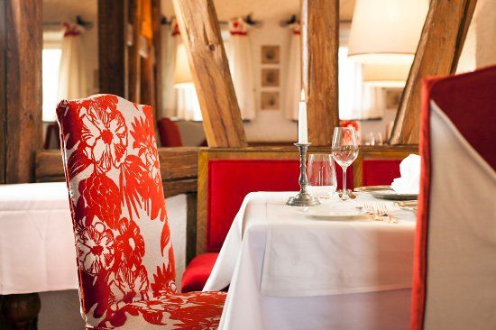 Romantik Hotel und Johanniter-Kreuz