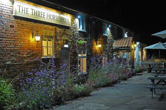 The Three Horseshoes