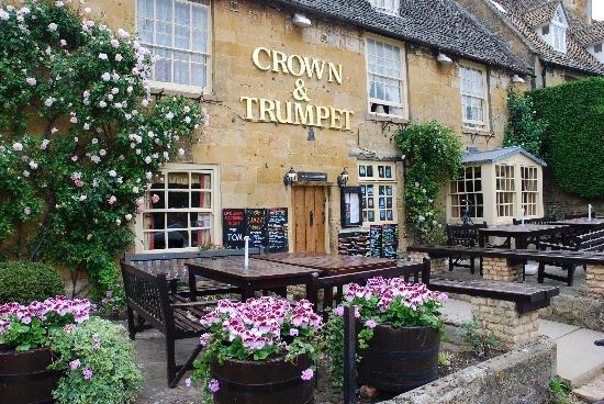 Crown & Trumpet Inn
