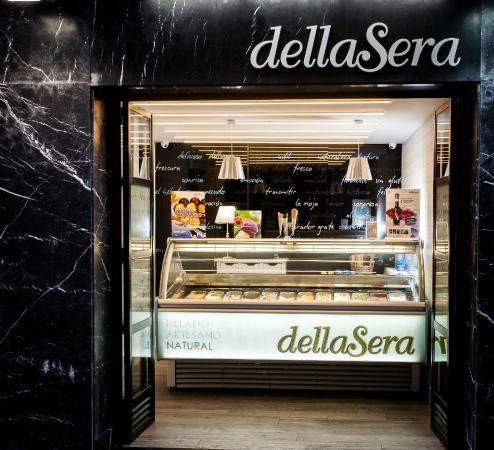 Heladeria DellaSera