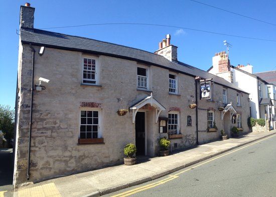 The Farmers Arms