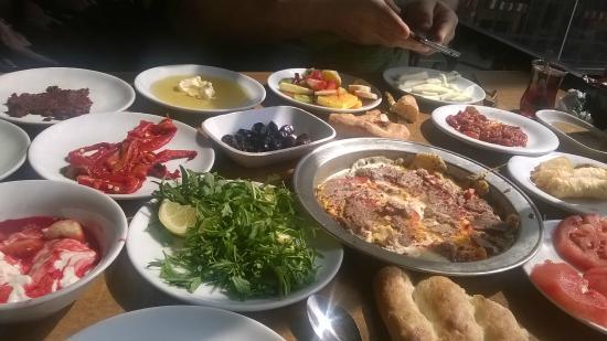 Meshur Kahvaltici Kadri