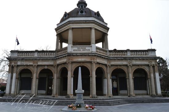 The Soldiers Memorial Institute Military Museum